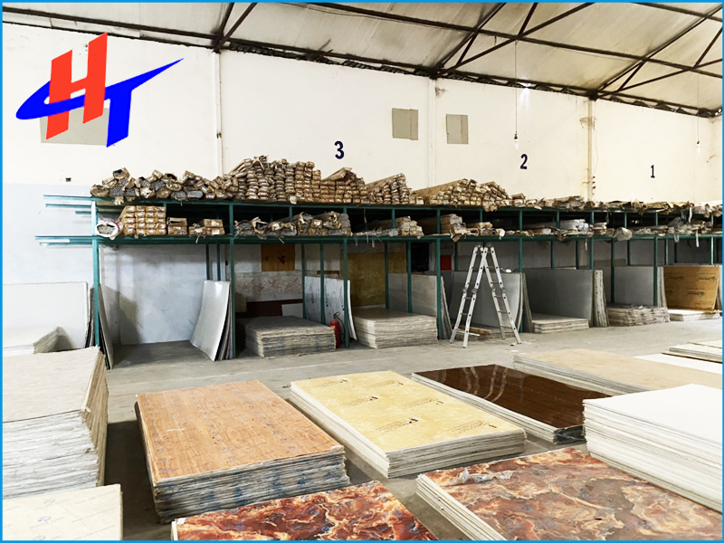 Tấm nhựa giả đá pvc giá rẻ siêu bền, báo giá nhựa giả đá mới nhất